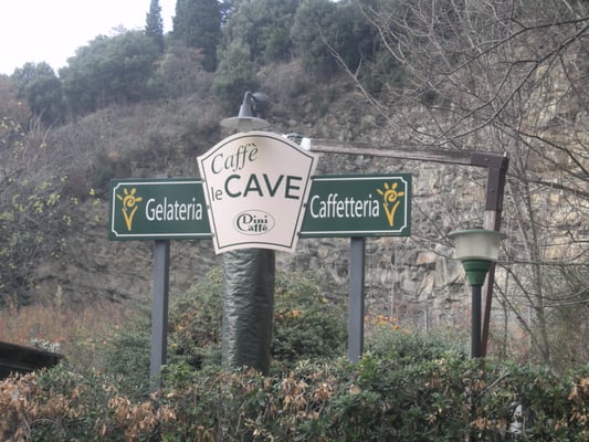 TRATTORIA LE CAVE DI MAIANO by null