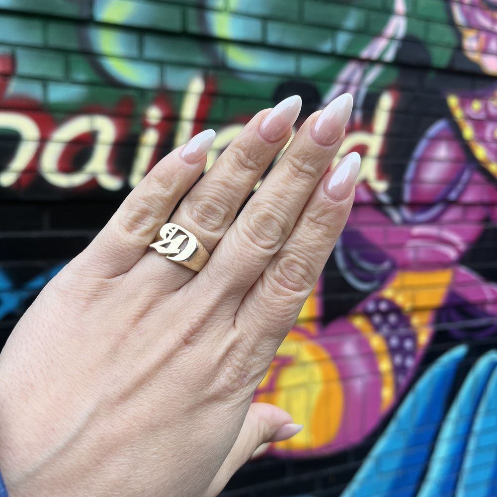 Nailspree NY - UV Gel Set - Nail Salons Near Me - Brooklyn, New York