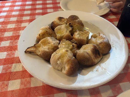 Gavino's Pizzeria & Italian Restaurant (Bearden) by null