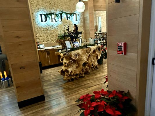 Drift Kitchen & Bar - Opal Grand Resort & Spa by null