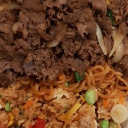 Sunset Beach Grocery & Deli - Steak Yakisoba with Stir-fried rice combo.