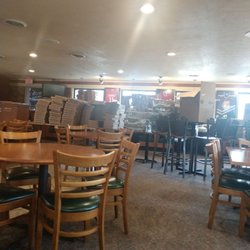 Pizza Hut - Oh dining room