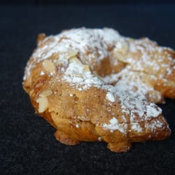 Gouthé Coloré - Almond Croissant