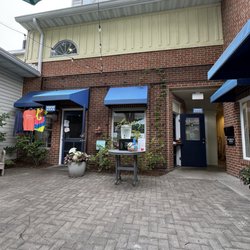 Lori's Oy Vey Cafe - Order on right