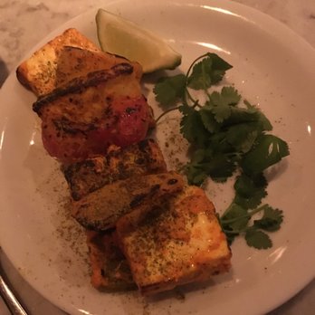 Dishoom - Paneer Tikka - marinated cheese then gently charred with red and green capsicums - Indian Near Me - Kensington, XGL Dishoom - Paneer Tikka - marinated cheese then gently charred with red and green capsicums - Indian Near Me - Kensington, XGL