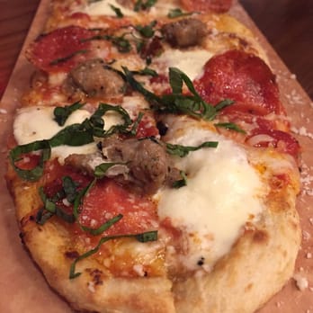 Del Frisco's Grille - House-made Sausage and Pepperoni flatbread - New American Near Me - Hoboken, New Jersey