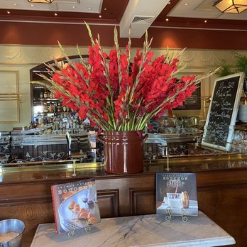 Bouchon - French Near Me - Yountville, California
