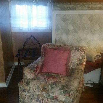 Lindley House Garden Cottages - Love it! - Hotels Near Me - Duncan, Oklahoma