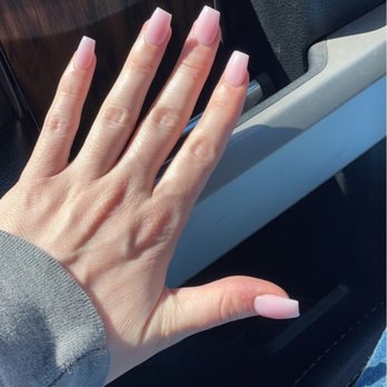 VIP Nail Bar - Short coffin nails - Nail Salons Near Me - Monroe, Louisiana VIP Nail Bar - Short coffin nails - Nail Salons Near Me - Monroe, Louisiana