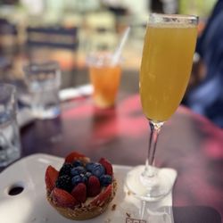 Le Pain Quotidien - Berry Tart & Mimosa