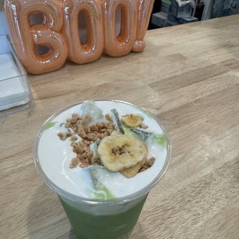 Sun House Cafe - Banana Cream Matcha - Coffee & Tea Near Me - Sacramento, California Sun House Cafe - Banana Cream Matcha - Coffee & Tea Near Me - Sacramento, California