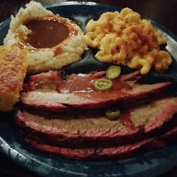 Dinosaur Bar-B-Que - Some great brisket with Mac & Cheese and mashed potatoes - Barbeque Near Me - Syracuse, New York Dinosaur Bar-B-Que - Some great brisket with Mac & Cheese and mashed potatoes - Barbeque Near Me - Syracuse, New York