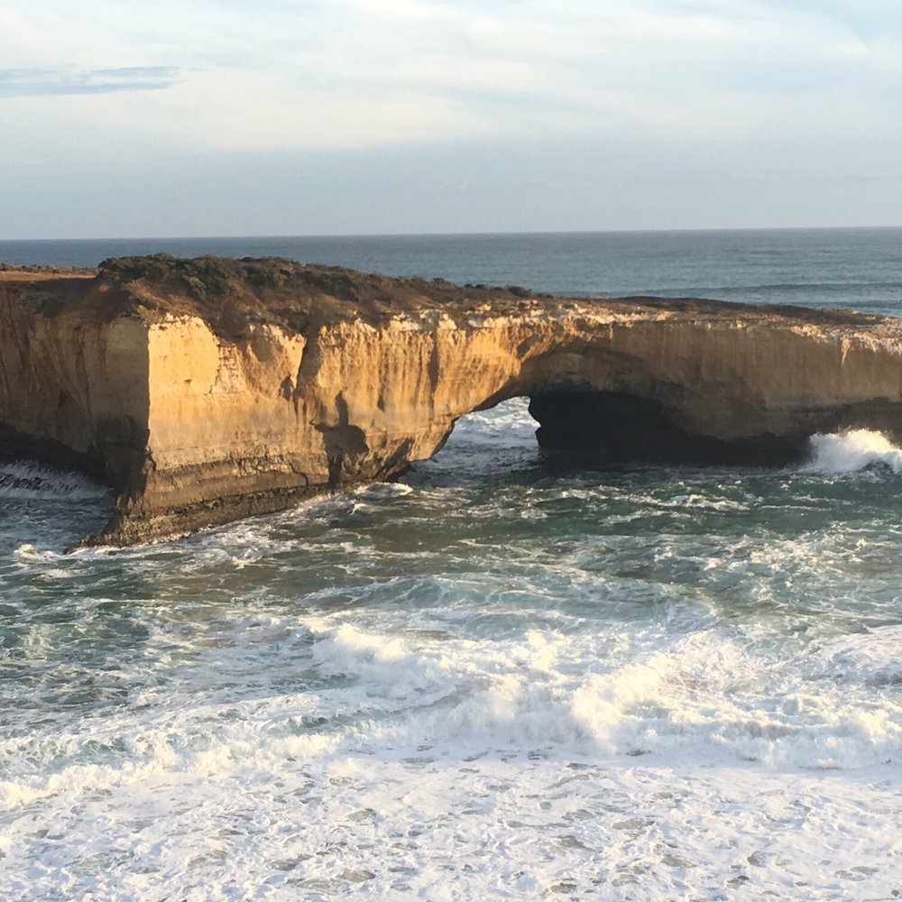Aussie Melbourne Tours - London bridge. - Tours Near Me - Melbourne, VIC