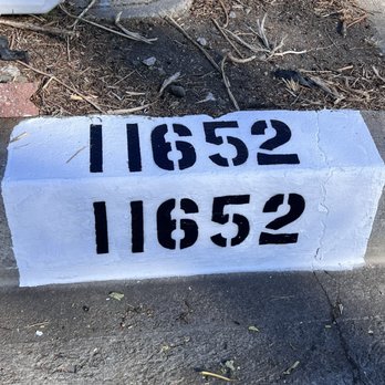 LA Curbs - Painters Near Me - Sherman Oaks, California LA Curbs - Painters Near Me - Sherman Oaks, California