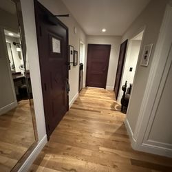 The Reserve at Park MGM - Left hall area from entering room. Door at the end goes into the toilet/sink