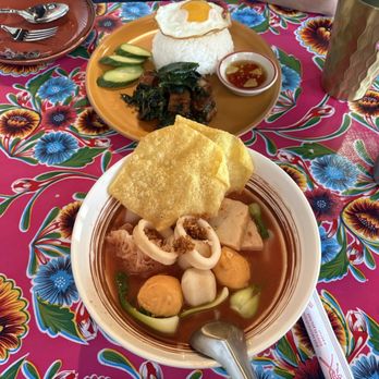 BangRak - YenTaFo Noodles and Crispy Pork PadKraPao - Thai Near Me - Phoenix, Arizona