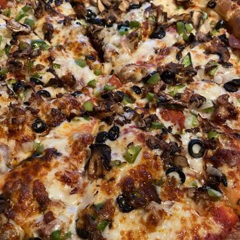 Chicago Pizza - 14" Deep Dish Chicago Supreme Pizza (NOT) - Pizza Near Me - San Leandro, California Chicago Pizza - 14" Deep Dish Chicago Supreme Pizza (NOT) - Pizza Near Me - San Leandro, California