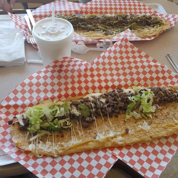 Machetes Big Quesadillas - Steak machete - Mexican Near Me - Chicago, Illinois Machetes Big Quesadillas - Steak machete - Mexican Near Me - Chicago, Illinois