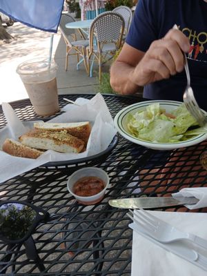 Cafe Castello by null