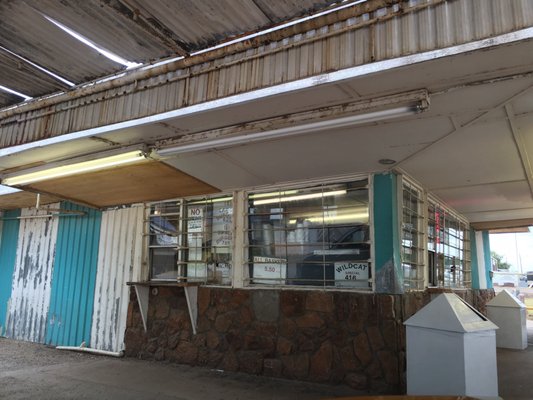 Larry's Better Burger Drive-In by null
