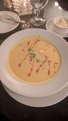 The Poached Pear by null