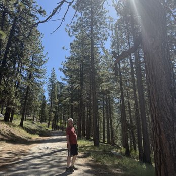 Monkey Rock Trailhead - Hiking Near Me
