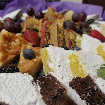 Catering Out the Box - Most delicious brownies and sweets ever - Caterers Near Me - Chicago, Illinois Catering Out the Box - Most delicious brownies and sweets ever - Caterers Near Me - Chicago, Illinois