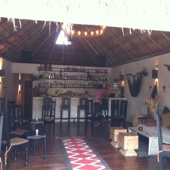 Todos Santos - Bar interior - Lounges Near Me - Tulum, ROO
