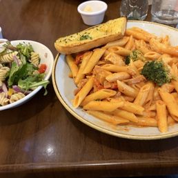 Pasta with side salad Pasta with side salad