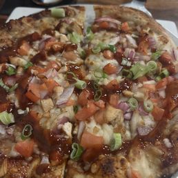 BBQ chicken pizza with vegan cheese