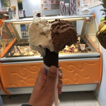 Crema di Gelato - Ice Cream & Frozen Yogurt Near Me - Lagos, 20 Crema di Gelato - Ice Cream & Frozen Yogurt Near Me - Lagos, 20
