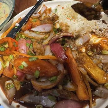The Red Llama - Lomo Saltado w steak - Peruvian Near Me - Lone Tree, Colorado The Red Llama - Lomo Saltado w steak - Peruvian Near Me - Lone Tree, Colorado