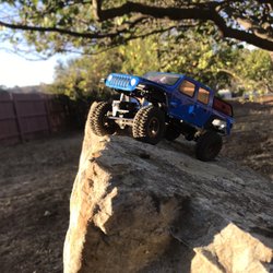 Scx24 Gladiator