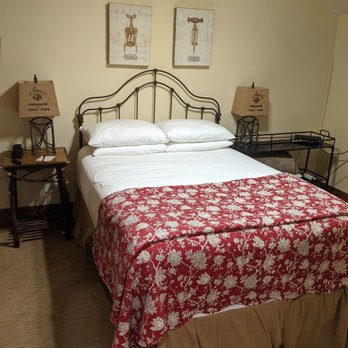 Sonoma Hotel - Double Room - Hotels Near Me - Sonoma, California Sonoma Hotel - Double Room - Hotels Near Me - Sonoma, California