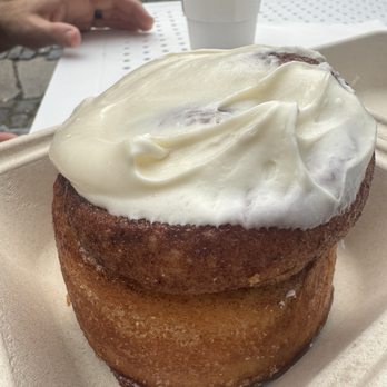 Lorettas - Cinnamon roll - Cafes Near Me - Philadelphia, Pennsylvania Lorettas - Cinnamon roll - Cafes Near Me - Philadelphia, Pennsylvania