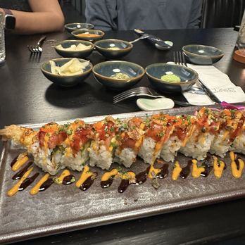 Oiza - Yaba roll - Sushi Bars Near Me - Fresno, California