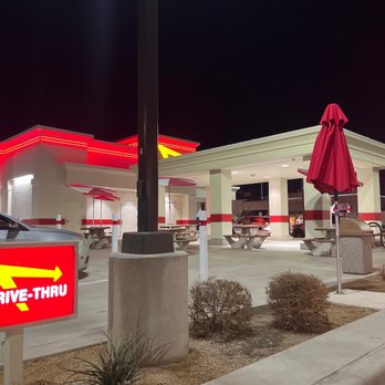In-N-Out Burger - The backside of the restaurant - Burgers Near Me - Dallas, Texas In-N-Out Burger - The backside of the restaurant - Burgers Near Me - Dallas, Texas