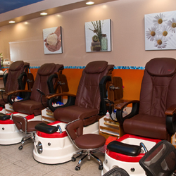 Sunsational Nails, Spa & Tanning
