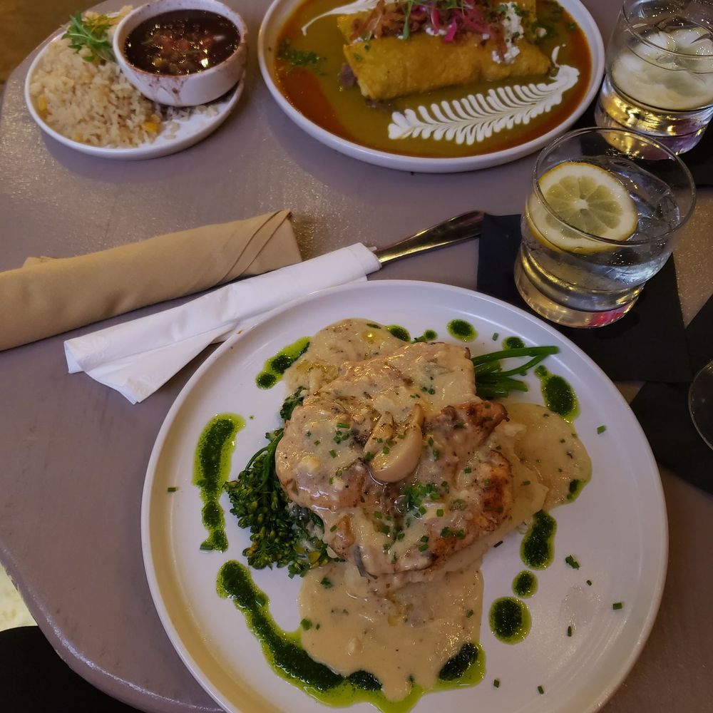 Luna Bistro Cafe - New American Near Me - Long Beach, California Luna Bistro Cafe - New American Near Me - Long Beach, California