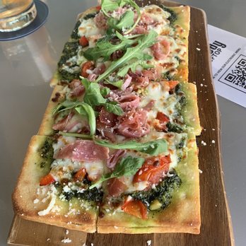 Kennedy Rooftop - Flatbread - Cocktail Bars Near Me - Chicago, Illinois Kennedy Rooftop - Flatbread - Cocktail Bars Near Me - Chicago, Illinois