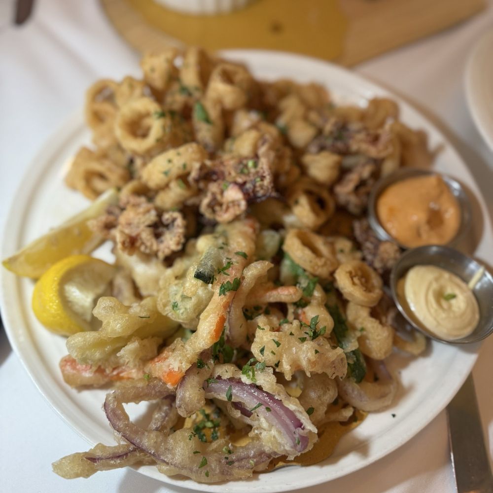 Bellini Osteria Toscana - Fritto Di Calamari - Tuscan Near Me - Roswell, Georgia Bellini Osteria Toscana - Fritto Di Calamari - Tuscan Near Me - Roswell, Georgia