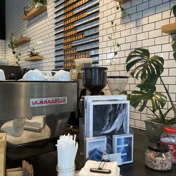 Holly Rose Coffee Bar - the coffee machine and the counter - Coffee & Tea Near Me - Portland, Oregon