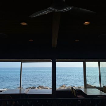 Duke's Malibu - The inside was closed due to corona but I was still allowed to take a picture on the way to the restroom. - New American Near Me - Malibu, California Duke's Malibu - The inside was closed due to corona but I was still allowed to take a picture on the way to the restroom. - New American Near Me - Malibu, California