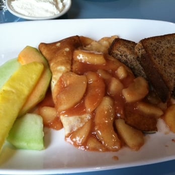 Skylark Diner - Cinnamon-Apple Crepes - Diners Near Me - Edison, New Jersey