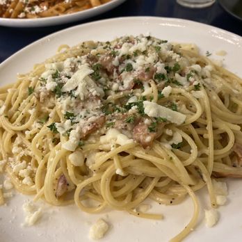 Olivo Cafe - Coffee & Tea Near Me - Burnaby, British Columbia