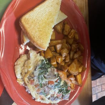 Oscar's Cafe - Popeyes omelet - Mexican Near Me - Springdale, Utah