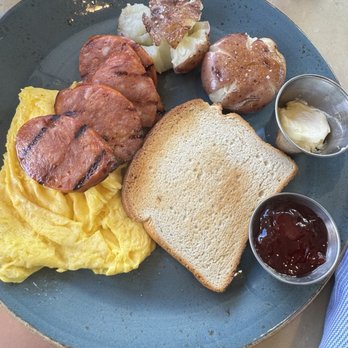 Holoholo Grill - The farm fresh eggs platter with Portuguese sausage - Hawaiian Near Me - Koloa, Hawaii