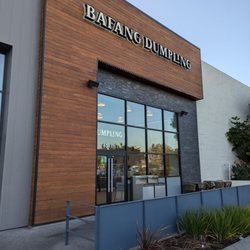 Bafang Dumpling - Out front