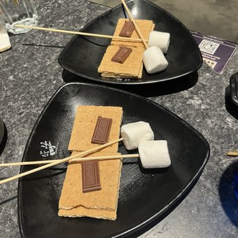 Jiang Niu - S'mores - Korean Near Me - Chicago, Illinois