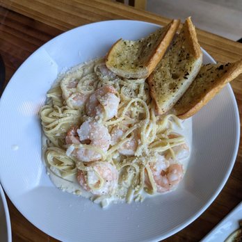 Elixir Mezcaleria - Alfredo Linguini with shrimp - Latin American Near Me - Gresham, Oregon Elixir Mezcaleria - Alfredo Linguini with shrimp - Latin American Near Me - Gresham, Oregon